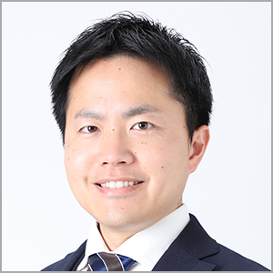 前川 雅人氏