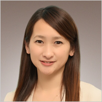 森藤 綾氏
